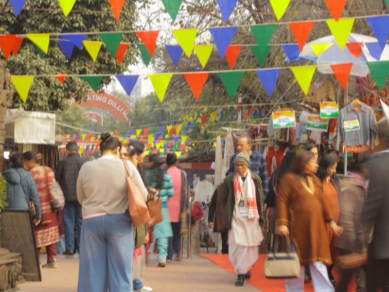 Dilli hatt