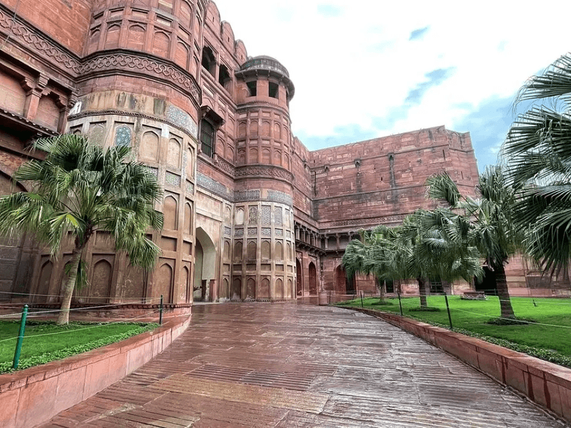 Private Day Trip to Agra: Taj Mahal and Agra Fort from Delhi