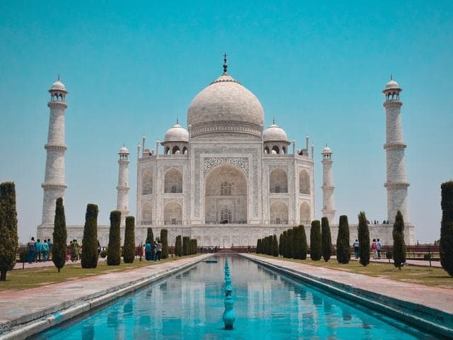 Circuit privé Taj Mahal et Agra depuis Delhi en train express hero (real)